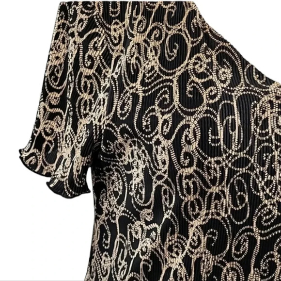 Connected Apparel Dress. - Picture 4 of 5